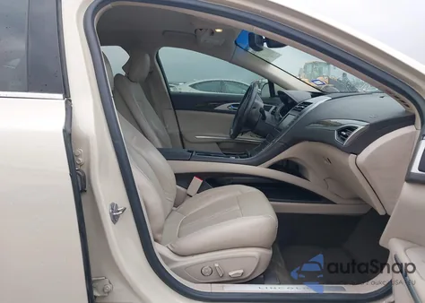 2016 Lincoln Mkz z USA, uszkodzony, nr VIN 3LN6L2J98GR632647